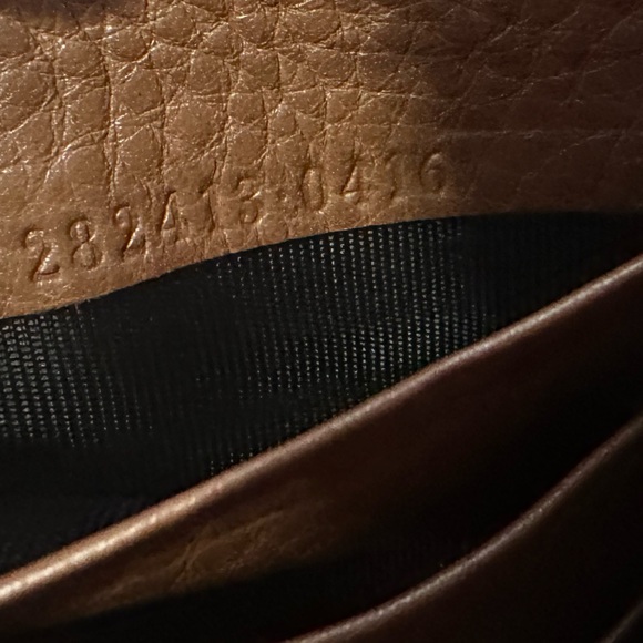 Gucci *Pristine* Soho Clutch Leather Wallet - Picture 8 of 8